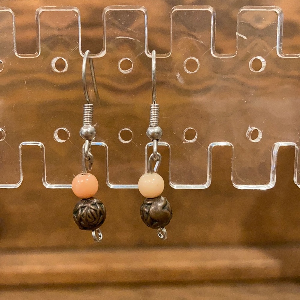 Cute pink and rose beaded dangly earrings